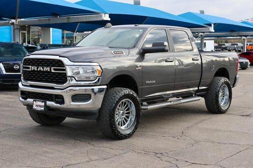 2022 RAM 2500 Big Horn Crew Cab 4x4 6'4' Box