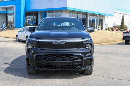 2025 Chevrolet Silverado EV RST