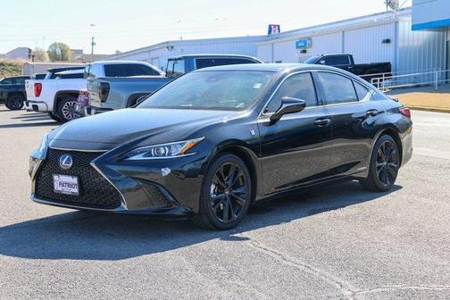 2022 Lexus ES 300h F SPORT