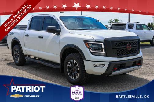 Glacier White 2023 Nissan Titan PRO-4X