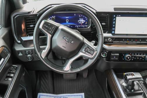 Sterling Gray Metallic 2024 Chevrolet Silverado 1500 LT Trail Boss