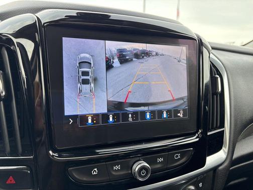 Mosaic Black Metallic 2021 Chevrolet Traverse High Country