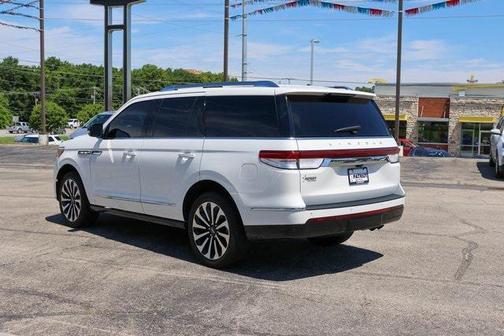 2022 Lincoln Navigator Reserve
