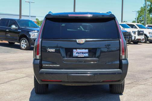 Manhattan Noir Metallic 2019 Cadillac Escalade ESV Premium Luxury