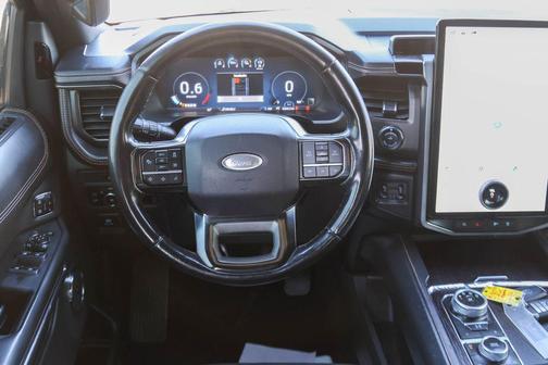 Star White Metallic Tri-Coat 2023 Ford Expedition Platinum