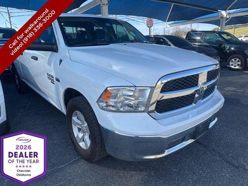 Bright White Clearcoat 2022 RAM 1500 Classic SLT
