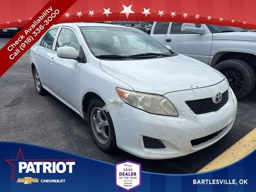 Super White 2009 Toyota Corolla LE