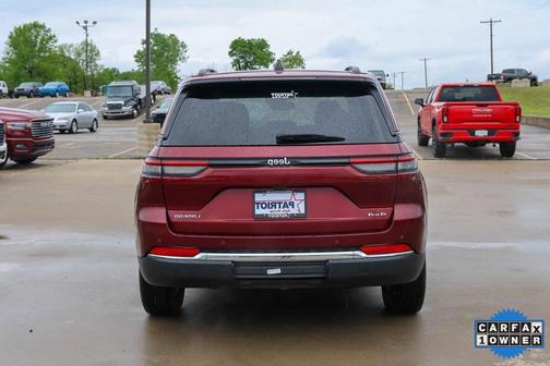2023 Jeep Grand Cherokee Laredo