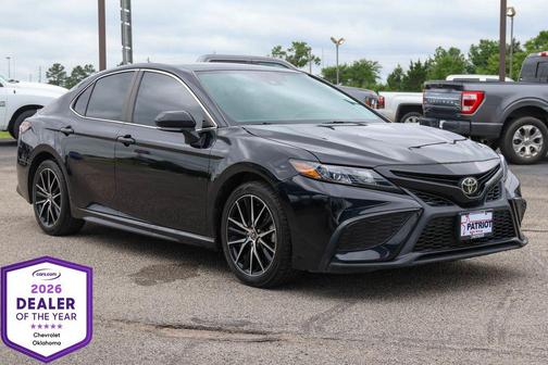 Midnight Black Metallic 2023 Toyota Camry SE
