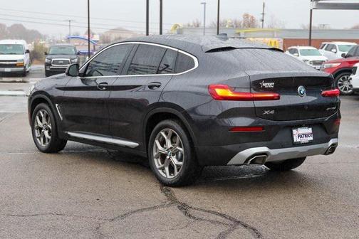 2022 BMW X4 xDrive30i