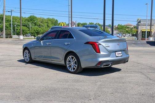 2023 Cadillac CT4 Luxury