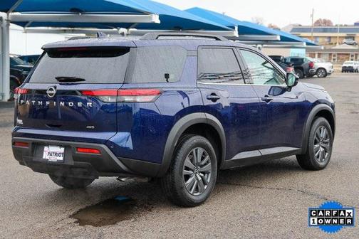 2025 Nissan Pathfinder SV 4WD