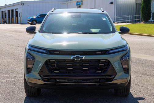 Cacti Green 2026 Chevrolet Trax FWD ACTIV