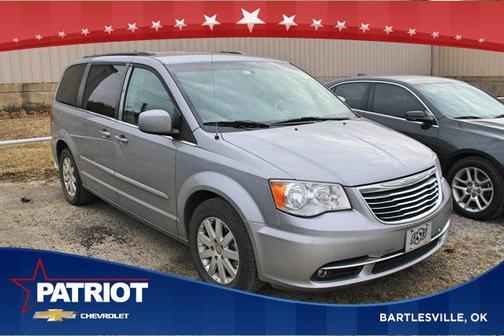 2015 Chrysler Town & Country Touring