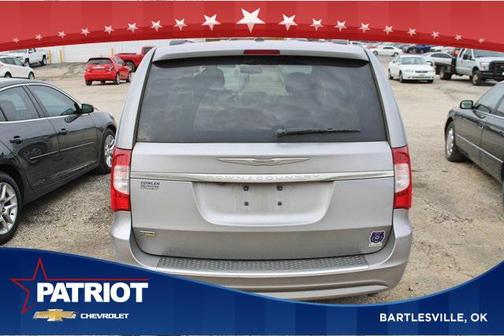 2015 Chrysler Town & Country Touring