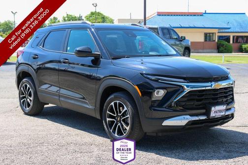 Mosaic Black Metallic 2025 Chevrolet Trailblazer LT
