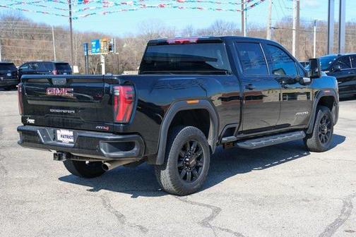 2024 GMC Sierra 2500 AT4