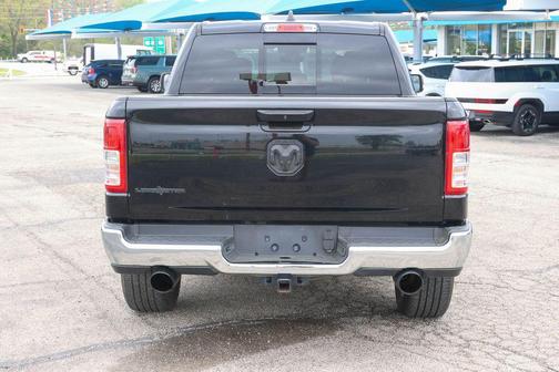 Diamond Black Crystal Pearlcoat 2021 RAM 1500 Big Horn/Lone Star