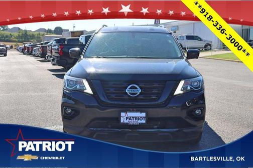 2018 Nissan Pathfinder SL