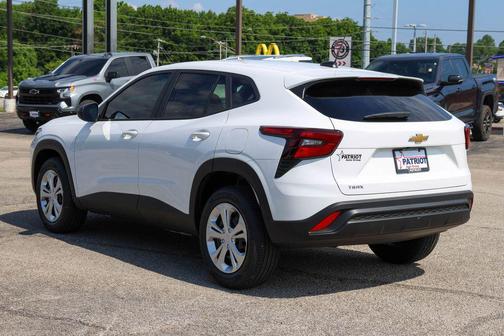 Summit White 2026 Chevrolet Trax LS