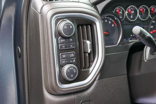 Shadow Gray Metallic 2019 Chevrolet Silverado 1500 RST