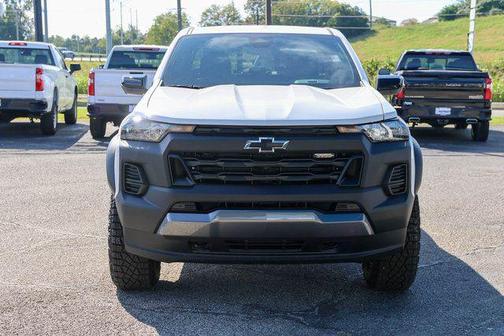 Summit White 2026 Chevrolet Colorado Trail Boss