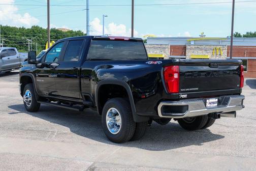 Black 2026 Chevrolet Silverado 3500 LT