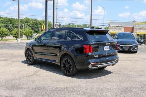 2022 Kia Sorento SX
