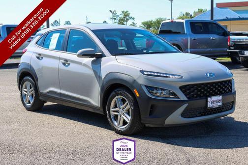 Cyber Silver 2023 Hyundai KONA SE