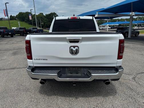 Bright White Clearcoat 2021 RAM 1500 Limited