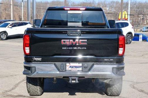 2025 GMC Sierra 2500 SLE