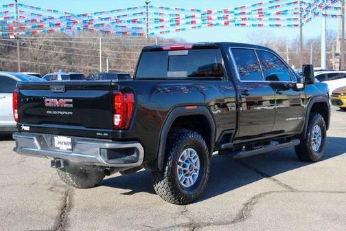 2025 GMC Sierra 2500 SLE