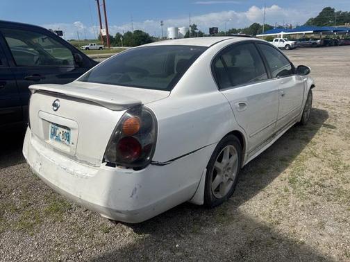 2004 Nissan Altima 3.5 SE