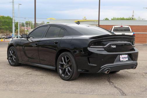 Pitch Black Clearcoat 2022 Dodge Charger GT