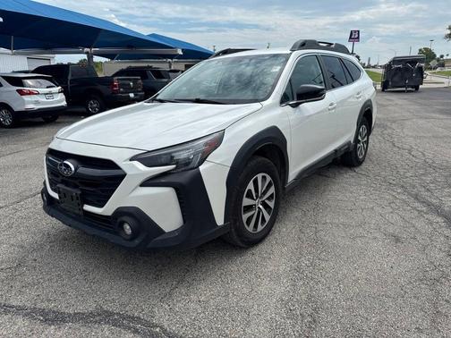 Crystal White Pearl 2023 Subaru Outback Premium