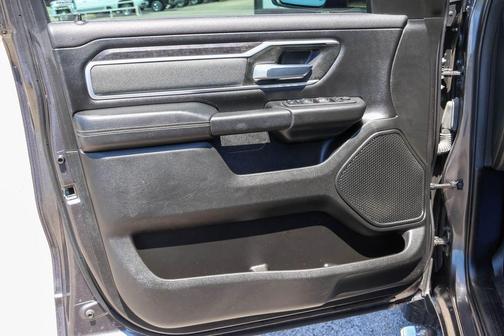 Granite Crystal Metallic Clearcoat 2022 RAM 1500 Big Horn/Lone Star