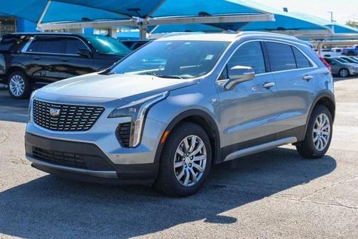 2023 Cadillac XT4 Premium Luxury