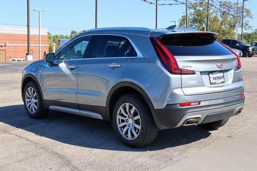 2023 Cadillac XT4 Premium Luxury
