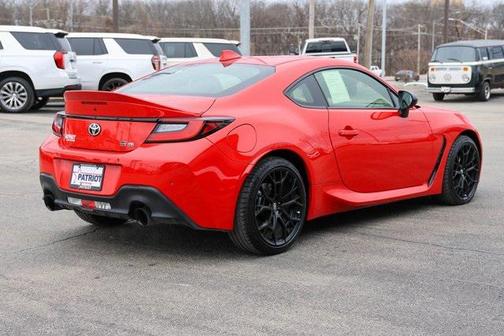 2025 Toyota GR86 Premium