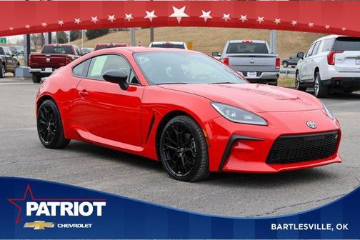 2025 Toyota GR86 Premium