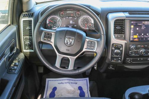 Bright White Clearcoat 2022 RAM 1500 Classic SLT
