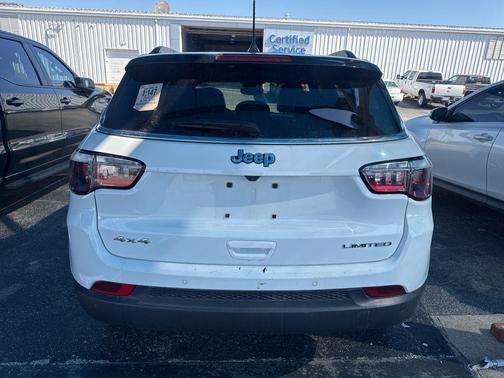 Bright White Clearcoat 2025 Jeep Compass Limited
