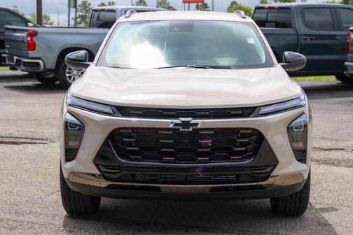 White Sands 2026 Chevrolet Trax FWD ACTIV