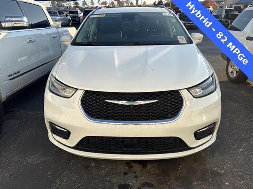 2021 Chrysler Pacifica Hybrid Touring L