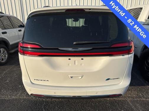 2021 Chrysler Pacifica Hybrid Touring L