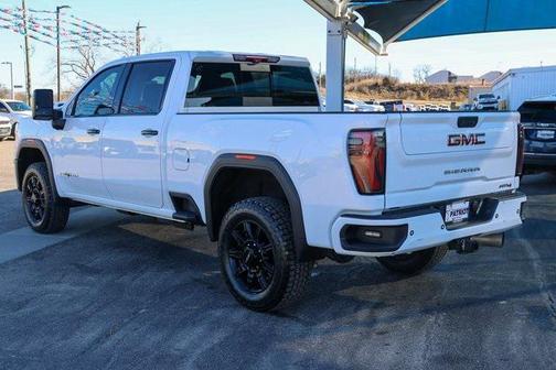 2024 GMC Sierra 2500 AT4