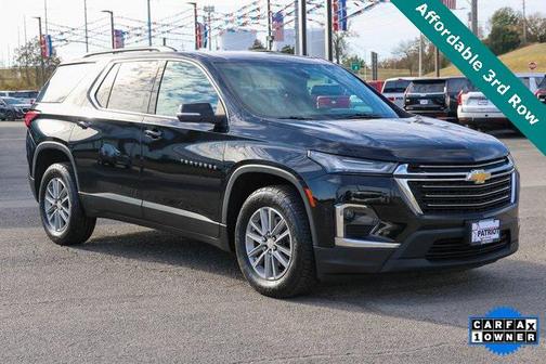 2022 Chevrolet Traverse LT Leather