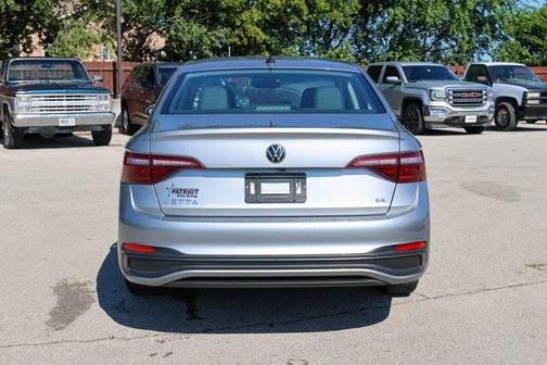 2024 Volkswagen Jetta 1.5T SE