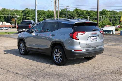 2024 GMC Terrain SLT