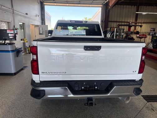 Summit White 2024 Chevrolet Silverado 2500 LT